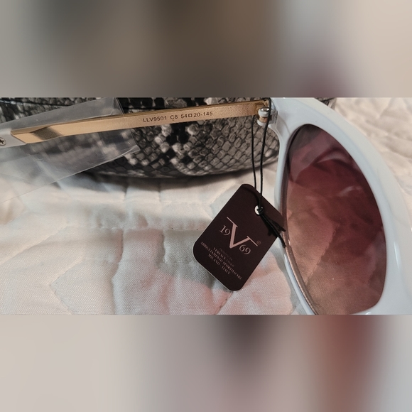 Versace 19V69 sunglasses - Picture 2 of 5